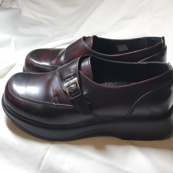 Dansko Dark Maroon leather loafer - Picture 2 of 6